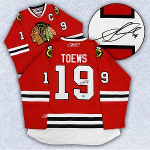 jonathan_toews_chicago_blackhawks_autographed_reebok_premier_hockey_jersey_p81957